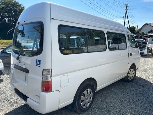 キャラバンバス 　１０人乗り　車いす移動車　自動ステップ　ウェルキャブ　福祉車輌　オーテック　バックカメラ　ナビ（21枚目）