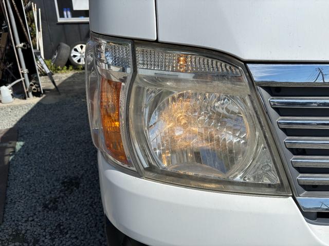 キャラバンバス 　１０人乗り　車いす移動車　自動ステップ　ウェルキャブ　福祉車輌　オーテック　バックカメラ　ナビ（32枚目）