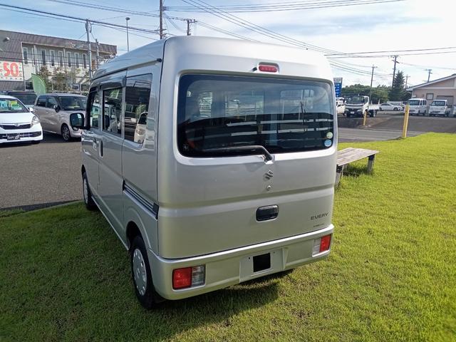 エブリイ ジョイン　グー鑑定証付き　ＭＴ　両側スライドドア　電動格納ミラー　盗難防止システム　ＡＢＳ　エアコン　パワーステアリング　パワーウィンドウ　運転席エアバッグ　助手席エアバッグ　ＣＤ　ミュージックプレイヤー接続可（6枚目）