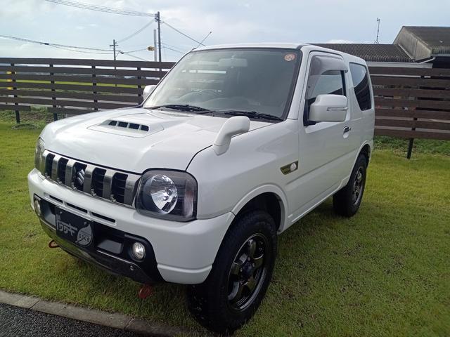 ジムニー ランドベンチャー　グー鑑定証付き　４ＷＤ　ＥＴＣ　ナビ　ＴＶ　キーレスエントリー　電動格納ミラー　シートヒーター　ＡＴ　ＡＢＳ　ＣＤ　ＵＳＢ　Ｂｌｕｅｔｏｏｔｈ　アルミホイール　衝突安全ボディ　エアコン（13枚目）