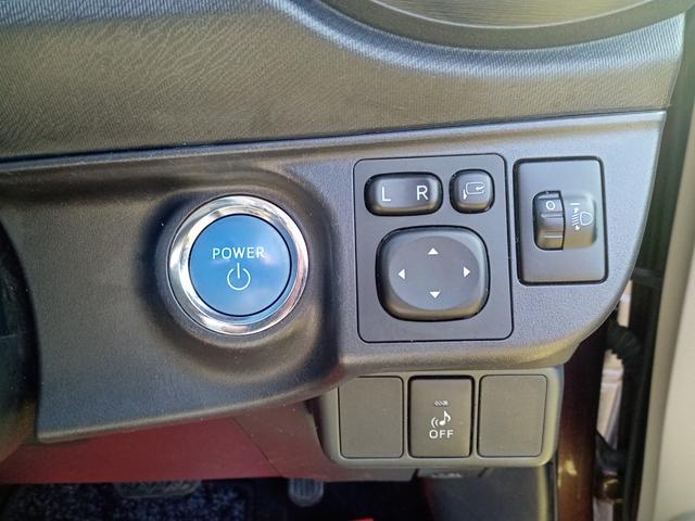 アクア Ｇ　バックカメラ　ナビ　ＴＶ　アルミホイール　オートライト　スマートキー　電動格納ミラー　ＣＶＴ　衝突安全ボディ　ＡＢＳ　ＥＳＣ　Ｂｌｕｅｔｏｏｔｈ　エアコン　パワーステアリング　パワーウィンドウ（10枚目）