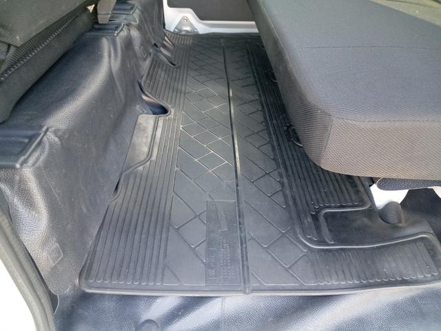 ハイゼットカーゴ ＤＸ　ＳＡＩＩＩ　ＭＴ　衝突被害軽減システム　ドライブレコーダー　ＥＴＣ　両側スライドドア　アイドリングストップ　オートマチックハイビーム　ＥＳＣ　エアコン　パワーステアリング　パワーウィンドウ（39枚目）