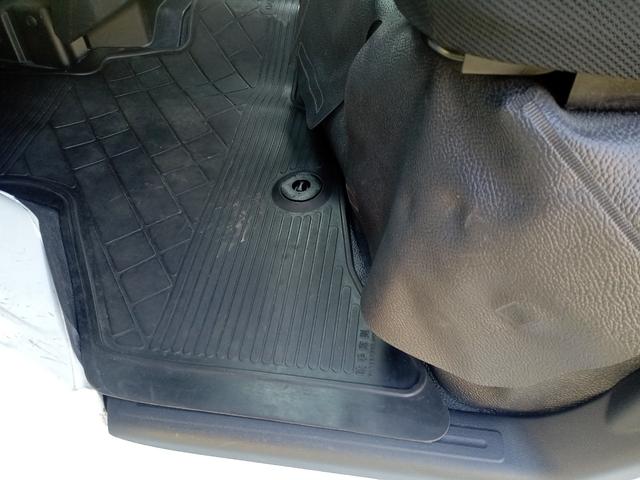 ハイゼットカーゴ ＤＸ　ＳＡＩＩＩ　ＭＴ　衝突被害軽減システム　ドライブレコーダー　ＥＴＣ　両側スライドドア　アイドリングストップ　オートマチックハイビーム　ＥＳＣ　エアコン　パワーステアリング　パワーウィンドウ（43枚目）