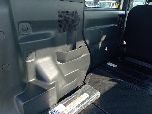 ハイゼットキャディー Dデラックス CVT 両側スライドドア アイドリングストップ ESC エアコン パワーウィンドウ 運転席エアバッグ 助手席エアバッグ CD ミュージックプレイヤー接続可(22枚目)