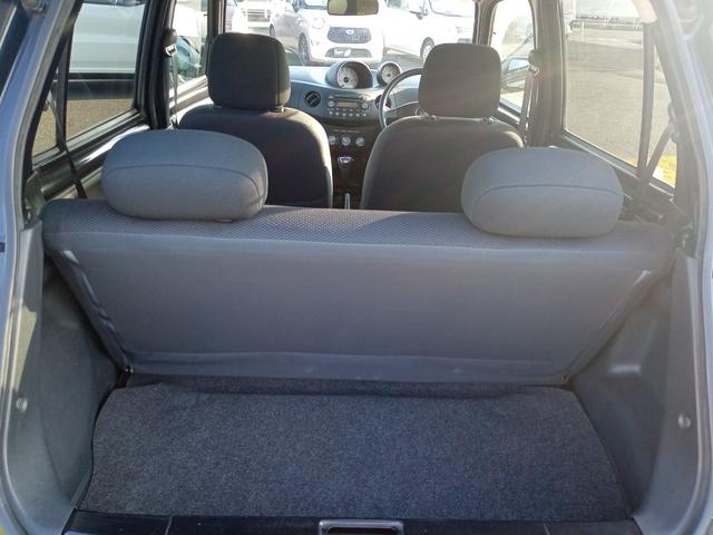 エッセ カスタム　キーレスエントリー　電動格納ミラー　ＡＴ　盗難防止システム　ＣＤ　アルミホイール　衝突安全ボディ　エアコン　パワーステアリング　パワーウィンドウ（19枚目）