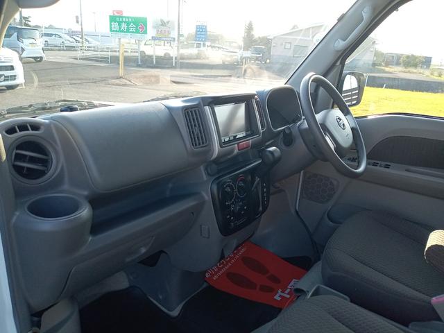 ＮＶ１００クリッパーバン ＧＸ　ＡＴ　衝突被害軽減システム　ＥＴＣ　ナビ　ＴＶ　両側スライドドア　電動格納ミラー　ＥＳＣ　エアコン　パワーステアリング　パワーウィンドウ　運転席エアバッグ　助手席エアバッグ　ＣＤ　ＵＳＢ（11枚目）