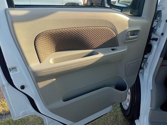 ＮＶ１００クリッパーバン ＧＸ　ＡＴ　衝突被害軽減システム　ＥＴＣ　ナビ　ＴＶ　両側スライドドア　電動格納ミラー　ＥＳＣ　エアコン　パワーステアリング　パワーウィンドウ　運転席エアバッグ　助手席エアバッグ　ＣＤ　ＵＳＢ（39枚目）