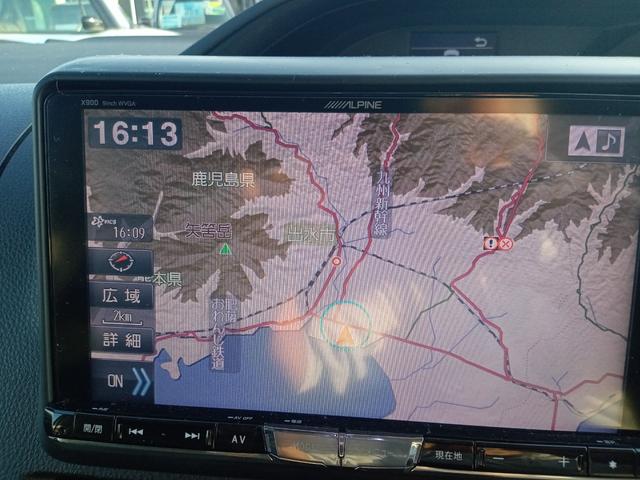 ヴォクシー ＺＳ　ＥＴＣ　ナビ　ＴＶ　クリアランスソナー　両側電動スライドドア　ＬＥＤヘッドランプ　スマートキー　アイドリングストップ　電動格納ミラー　後席モニター　３列シート　ＣＶＴ　アルミホイール　ＣＤ　ＤＶＤ再生（4枚目）