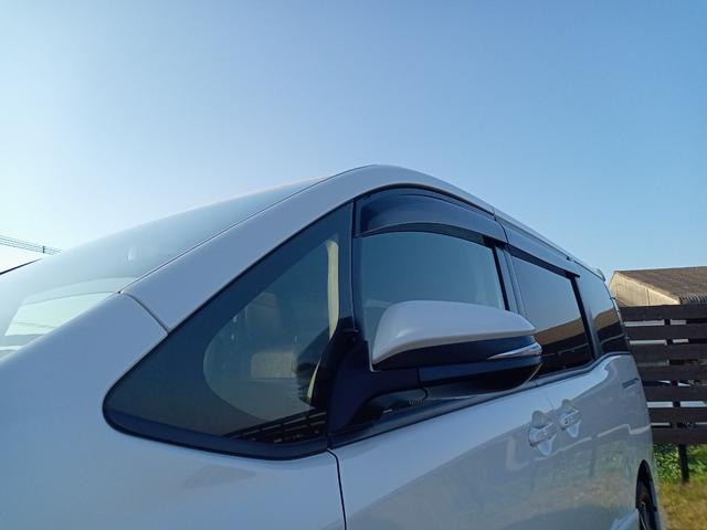 ヴォクシー ＺＳ　ＥＴＣ　ナビ　ＴＶ　クリアランスソナー　両側電動スライドドア　ＬＥＤヘッドランプ　スマートキー　アイドリングストップ　電動格納ミラー　後席モニター　３列シート　ＣＶＴ　アルミホイール　ＣＤ　ＤＶＤ再生（28枚目）