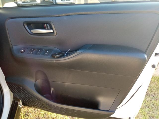 ヴォクシー ＺＳ　ＥＴＣ　ナビ　ＴＶ　クリアランスソナー　両側電動スライドドア　ＬＥＤヘッドランプ　スマートキー　アイドリングストップ　電動格納ミラー　後席モニター　３列シート　ＣＶＴ　アルミホイール　ＣＤ　ＤＶＤ再生（49枚目）