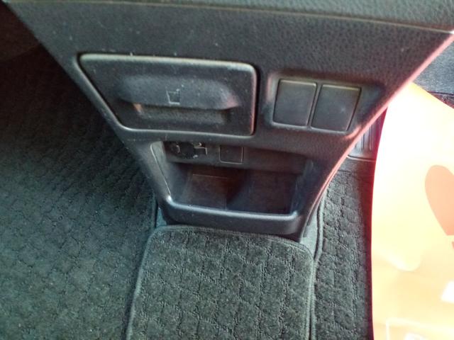 ヴォクシー ＺＳ　ＥＴＣ　ナビ　ＴＶ　クリアランスソナー　両側電動スライドドア　ＬＥＤヘッドランプ　スマートキー　アイドリングストップ　電動格納ミラー　後席モニター　３列シート　ＣＶＴ　アルミホイール　ＣＤ　ＤＶＤ再生（58枚目）