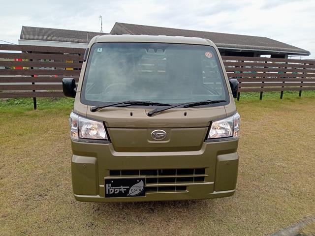 ハイゼットトラック スタンダード　農用スペシャル　４ＷＤ　軽トラック　ＭＴ　衝突被害軽減システム　クリアランスソナー　アイドリングストップ　ＥＳＣ　エアコン　パワーステアリング（3枚目）