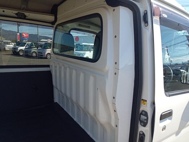 ハイゼットカーゴ 　ＭＴ　両側スライドドア　アイドリングストップ　エアコン　パワーウィンドウ（25枚目）