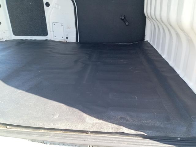 ハイゼットカーゴ 　ＭＴ　両側スライドドア　アイドリングストップ　エアコン　パワーウィンドウ（26枚目）