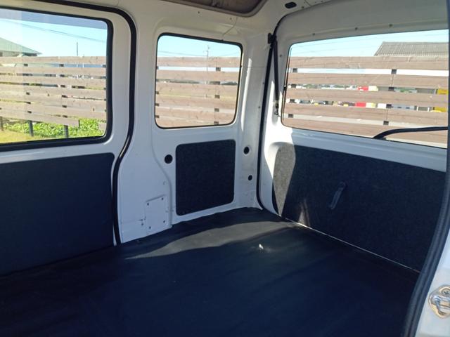 ハイゼットカーゴ 　ＭＴ　両側スライドドア　アイドリングストップ　エアコン　パワーウィンドウ（30枚目）