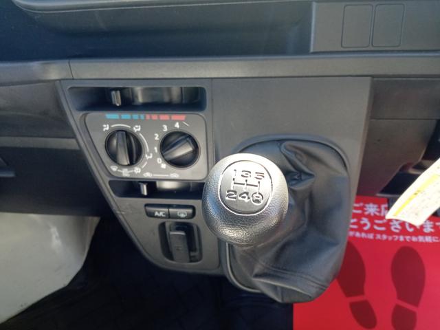 ハイゼットカーゴ 　ＭＴ　両側スライドドア　アイドリングストップ　エアコン　パワーウィンドウ（47枚目）