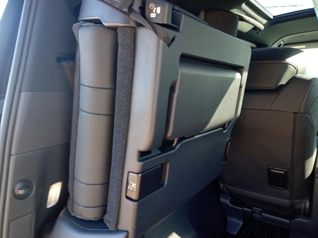 アルファードハイブリッド Ｚ　ナビ　クリアランスソナー　オートクルーズコントロール　レーンアシスト　パークアシスト　衝突被害軽減システム　両側電動スライドドア　オートマチックハイビーム　ＬＥＤヘッドランプ　サンルーフ（35枚目）