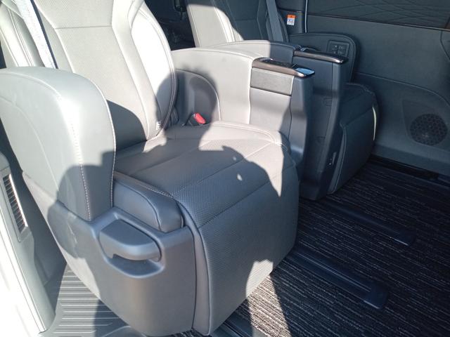 アルファードハイブリッド Ｚ　ナビ　クリアランスソナー　オートクルーズコントロール　レーンアシスト　パークアシスト　衝突被害軽減システム　両側電動スライドドア　オートマチックハイビーム　ＬＥＤヘッドランプ　サンルーフ（39枚目）