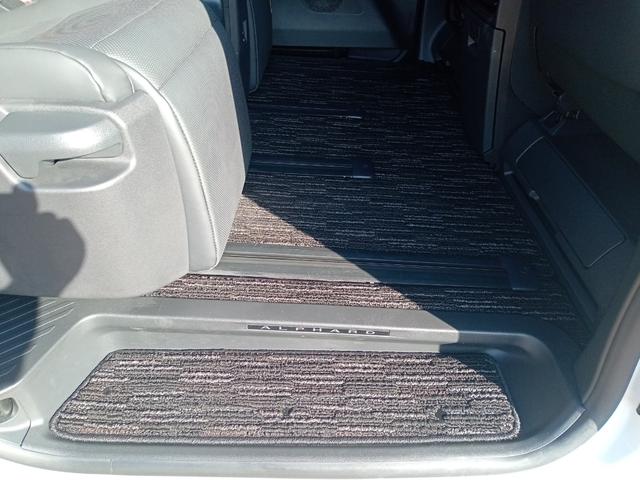 アルファードハイブリッド Ｚ　ナビ　クリアランスソナー　オートクルーズコントロール　レーンアシスト　パークアシスト　衝突被害軽減システム　両側電動スライドドア　オートマチックハイビーム　ＬＥＤヘッドランプ　サンルーフ（40枚目）