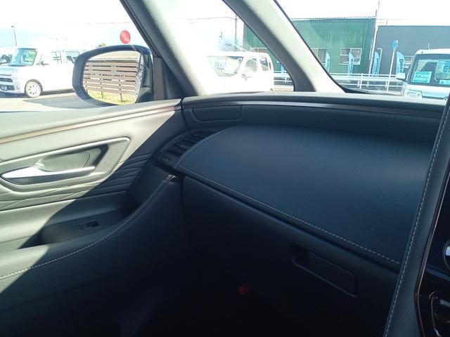 アルファードハイブリッド Ｚ　ナビ　クリアランスソナー　オートクルーズコントロール　レーンアシスト　パークアシスト　衝突被害軽減システム　両側電動スライドドア　オートマチックハイビーム　ＬＥＤヘッドランプ　サンルーフ（65枚目）