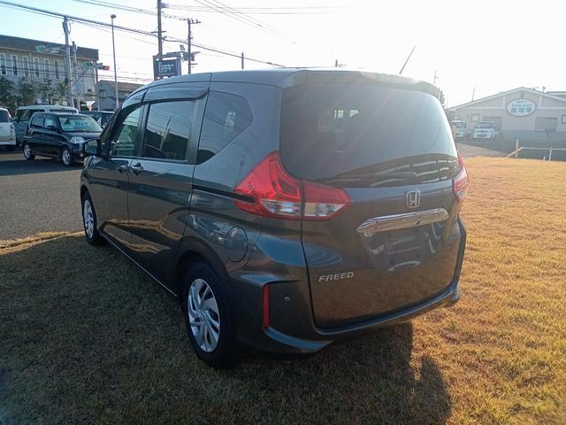 フリード G・ホンダセンシング ETC バックカメラ ナビ オートクルーズコントロール レーンアシスト 衝突被害軽減システム 両側電動スライドドア スマートキー アイドリングストップ 3列シート CVT CD USB(15枚目)