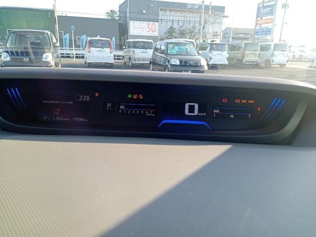 フリード G・ホンダセンシング ETC バックカメラ ナビ オートクルーズコントロール レーンアシスト 衝突被害軽減システム 両側電動スライドドア スマートキー アイドリングストップ 3列シート CVT CD USB(52枚目)