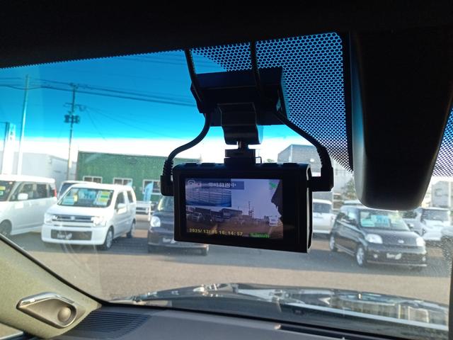 ハリアー Z レザーパッケージ ドライブレコーダー 全周囲カメラ クリアランスソナー オートクルーズコントロール レーンアシスト パワーシート 衝突被害軽減システム ナビ TV オートマチックハイビーム LEDヘッドランプ(4枚目)