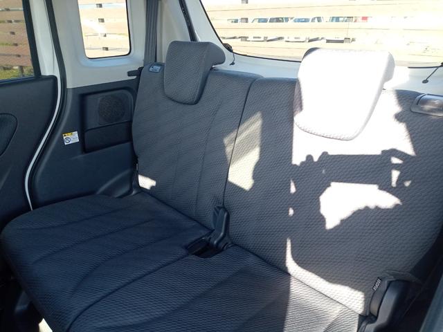 スペーシア Ｘリミテッド　両側電動スライドドア　衝突被害軽減システム　ＨＩＤ　スマートキー　アイドリングストップ　シートヒーター　ベンチシート　ＣＶＴ　盗難防止システム　ＡＢＳ　ＥＳＣ　ＣＤ　ＵＳＢ　Ｂｌｕｅｔｏｏｔｈ（11枚目）