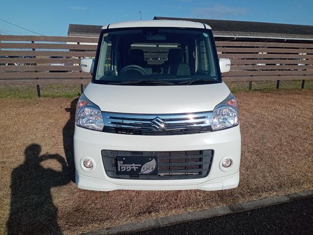 スペーシア Ｘリミテッド　両側電動スライドドア　衝突被害軽減システム　ＨＩＤ　スマートキー　アイドリングストップ　シートヒーター　ベンチシート　ＣＶＴ　盗難防止システム　ＡＢＳ　ＥＳＣ　ＣＤ　ＵＳＢ　Ｂｌｕｅｔｏｏｔｈ（13枚目）