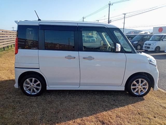 スペーシア Ｘリミテッド　両側電動スライドドア　衝突被害軽減システム　ＨＩＤ　スマートキー　アイドリングストップ　シートヒーター　ベンチシート　ＣＶＴ　盗難防止システム　ＡＢＳ　ＥＳＣ　ＣＤ　ＵＳＢ　Ｂｌｕｅｔｏｏｔｈ（15枚目）