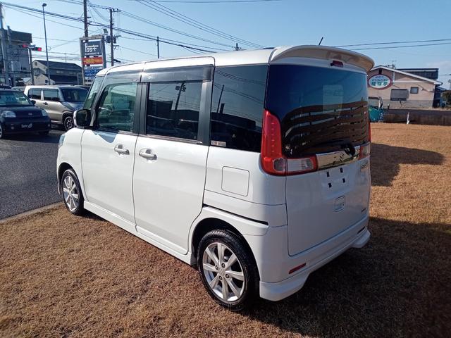 スペーシア Ｘリミテッド　両側電動スライドドア　衝突被害軽減システム　ＨＩＤ　スマートキー　アイドリングストップ　シートヒーター　ベンチシート　ＣＶＴ　盗難防止システム　ＡＢＳ　ＥＳＣ　ＣＤ　ＵＳＢ　Ｂｌｕｅｔｏｏｔｈ（16枚目）