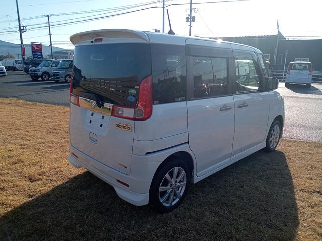 スペーシア Ｘリミテッド　両側電動スライドドア　衝突被害軽減システム　ＨＩＤ　スマートキー　アイドリングストップ　シートヒーター　ベンチシート　ＣＶＴ　盗難防止システム　ＡＢＳ　ＥＳＣ　ＣＤ　ＵＳＢ　Ｂｌｕｅｔｏｏｔｈ（24枚目）