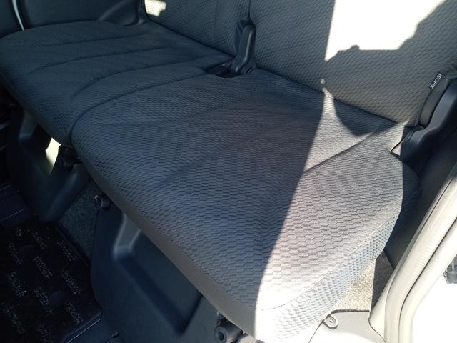 スペーシア Ｘリミテッド　両側電動スライドドア　衝突被害軽減システム　ＨＩＤ　スマートキー　アイドリングストップ　シートヒーター　ベンチシート　ＣＶＴ　盗難防止システム　ＡＢＳ　ＥＳＣ　ＣＤ　ＵＳＢ　Ｂｌｕｅｔｏｏｔｈ（39枚目）