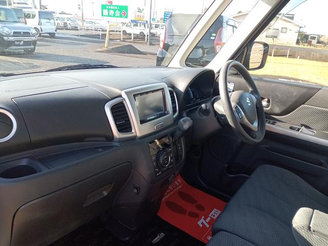 スペーシア Ｘリミテッド　両側電動スライドドア　衝突被害軽減システム　ＨＩＤ　スマートキー　アイドリングストップ　シートヒーター　ベンチシート　ＣＶＴ　盗難防止システム　ＡＢＳ　ＥＳＣ　ＣＤ　ＵＳＢ　Ｂｌｕｅｔｏｏｔｈ（46枚目）