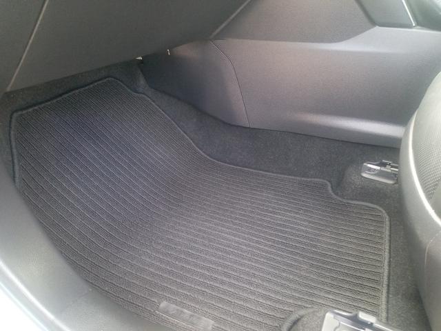 ハリアーハイブリッド Ｚ　レザーパッケージ　全周囲カメラ　クリアランスソナー　オートクルーズコントロール　レーンアシスト　パワーシート　衝突被害軽減システム　ナビ　ＴＶ　オートマチックハイビーム　ＬＥＤヘッドランプ　電動リアゲート（56枚目）