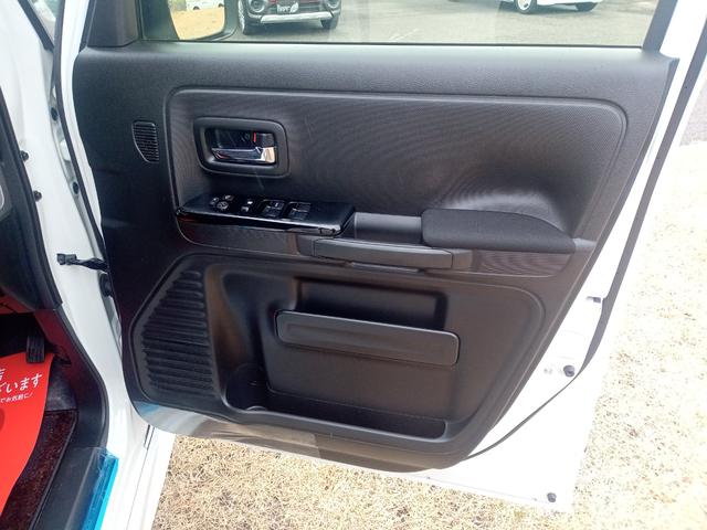 スペーシアカスタム ハイブリッドＸＳターボ　全周囲カメラ　両側電動スライドドア　ナビ　ＴＶ　クリアランスソナー　オートクルーズコントロール　レーンアシスト　衝突被害軽減システム　オートライト　ＬＥＤヘッドランプ　スマートキー（53枚目）