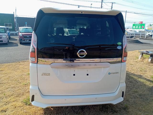 セレナ ｅ－パワー　ハイウェイスターＶ　ドライブレコーダー　ＥＴＣ　全周囲カメラ　ナビ　ＴＶ　クリアランスソナー　オートクルーズコントロール　パークアシスト　衝突被害軽減システム　両側電動スライドドア　ＬＥＤヘッドランプ　スマートキー（17枚目）