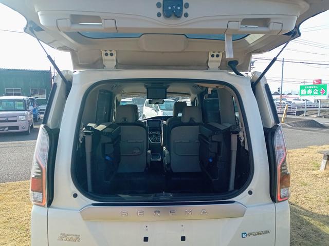 セレナ ｅ－パワー　ハイウェイスターＶ　ドライブレコーダー　ＥＴＣ　全周囲カメラ　ナビ　ＴＶ　クリアランスソナー　オートクルーズコントロール　パークアシスト　衝突被害軽減システム　両側電動スライドドア　ＬＥＤヘッドランプ　スマートキー（30枚目）