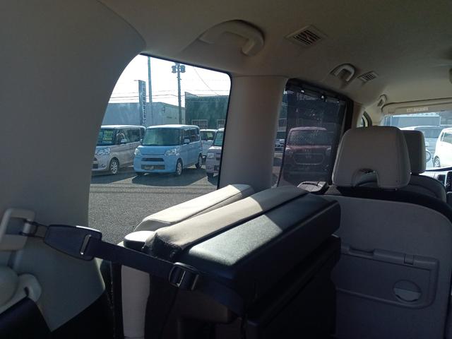 セレナ ｅ－パワー　ハイウェイスターＶ　ドライブレコーダー　ＥＴＣ　全周囲カメラ　ナビ　ＴＶ　クリアランスソナー　オートクルーズコントロール　パークアシスト　衝突被害軽減システム　両側電動スライドドア　ＬＥＤヘッドランプ　スマートキー（32枚目）