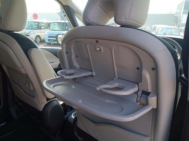 セレナ ｅ－パワー　ハイウェイスターＶ　ドライブレコーダー　ＥＴＣ　全周囲カメラ　ナビ　ＴＶ　クリアランスソナー　オートクルーズコントロール　パークアシスト　衝突被害軽減システム　両側電動スライドドア　ＬＥＤヘッドランプ　スマートキー（42枚目）