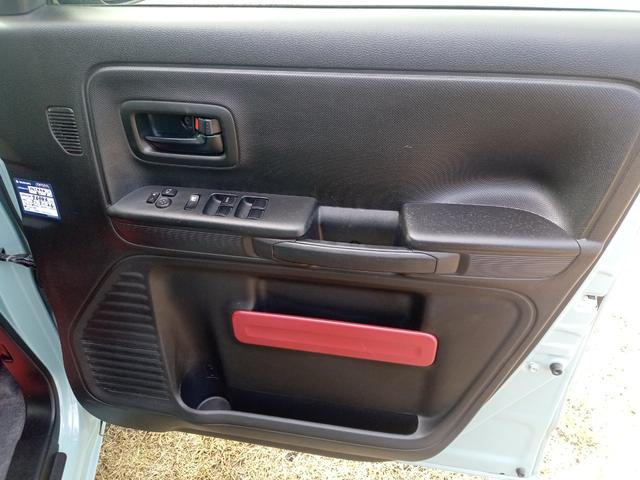 スペーシア ハイブリッドＸ　ＥＴＣ　バックカメラ　両側電動スライドドア　ナビ　ＴＶ　クリアランスソナー　レーンアシスト　衝突被害軽減システム　オートライト　スマートキー　アイドリングストップ　シートヒーター　ベンチシート　ＣＶＴ（53枚目）