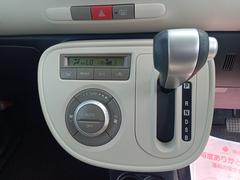 気温に合わせて直感的に操作することで、車内をいつでも快適に保てます。 5