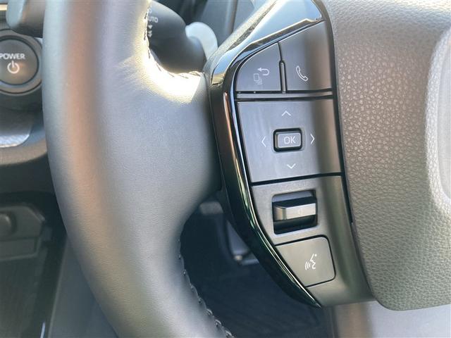 プリウス Ｚ　展示・試乗車　ワンオーナー　記録簿　衝突被害軽減システム　アイドリングストップ　横滑り防止機能　メモリーナビ　フルセグ　バックカメラ　スマートキー　キーレス　ＥＴＣ　ＬＥＤヘッドランプ　アルミホイール（17枚目）