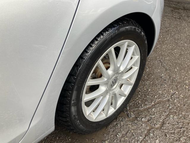 ゴルフ ＴＳＩコンフォートライン　ナビテレビ　純正アルミホイール　セキュリティー　ヘッドライトレベライザー　オートライト（6枚目）