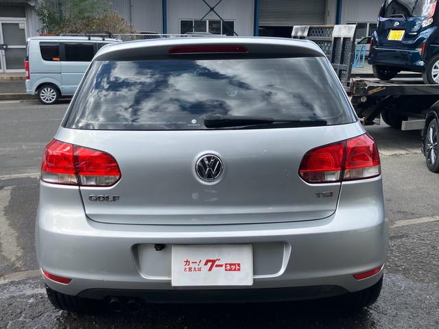 ゴルフ ＴＳＩコンフォートライン　ナビテレビ　純正アルミホイール　セキュリティー　ヘッドライトレベライザー　オートライト（8枚目）