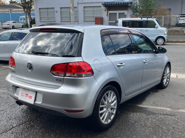 ゴルフ ＴＳＩコンフォートライン　ナビテレビ　純正アルミホイール　セキュリティー　ヘッドライトレベライザー　オートライト（9枚目）