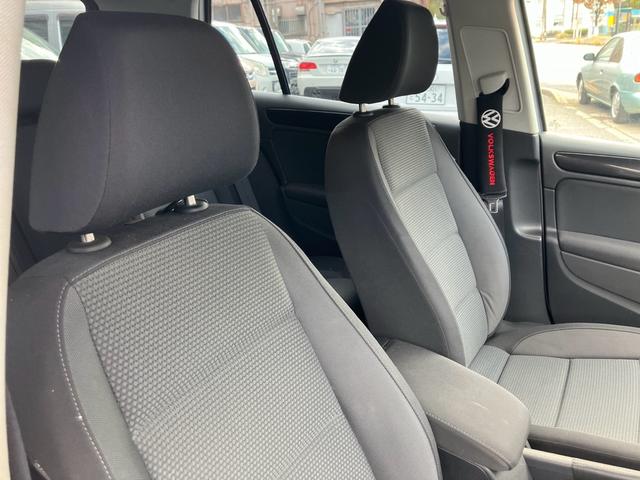 ゴルフ ＴＳＩコンフォートライン　ナビテレビ　純正アルミホイール　セキュリティー　ヘッドライトレベライザー　オートライト（13枚目）