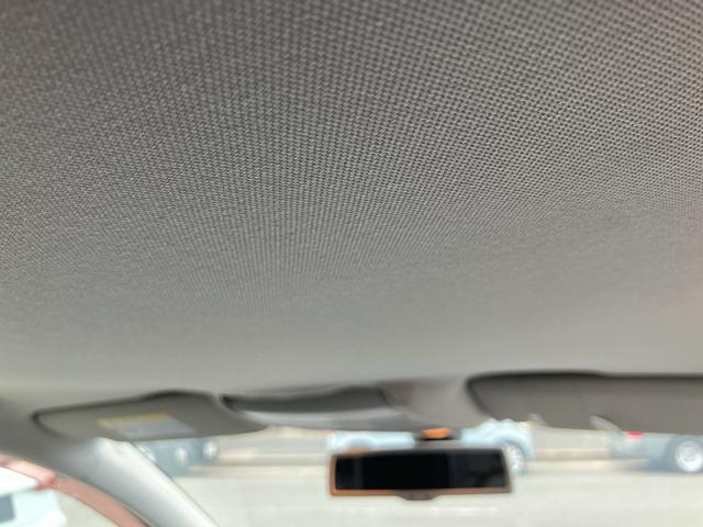 ゴルフ ＴＳＩコンフォートライン　ナビテレビ　純正アルミホイール　セキュリティー　ヘッドライトレベライザー　オートライト（17枚目）