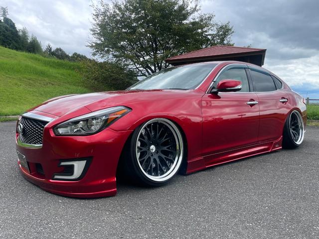 フーガ ３７０ＧＴ　タイプＳ　★インフィニティ後期仕様・ワンオフエアロ・フェンダー加工・社外エアサス４独仕様・Ｋブレイク２０インチ深リムホイル・社外ブレーキキット・運転席助手席シートヒーター、シートエアコン・本革シート（12枚目）