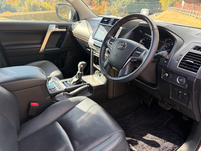 ランドクルーザープラド TX Lパッケージ マットブラックエディション ★新車ワンオーナー・サンルーフ・本革シート・シートヒーター・ALPINEナビ・ドラレコ・Bluetooth・ETC(28枚目)